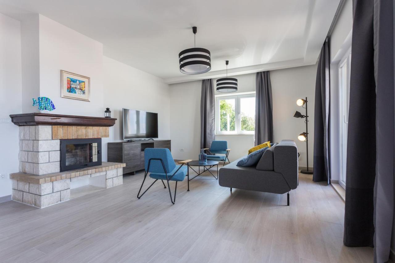 Apartments Bella Vista - Млини Екстериор снимка